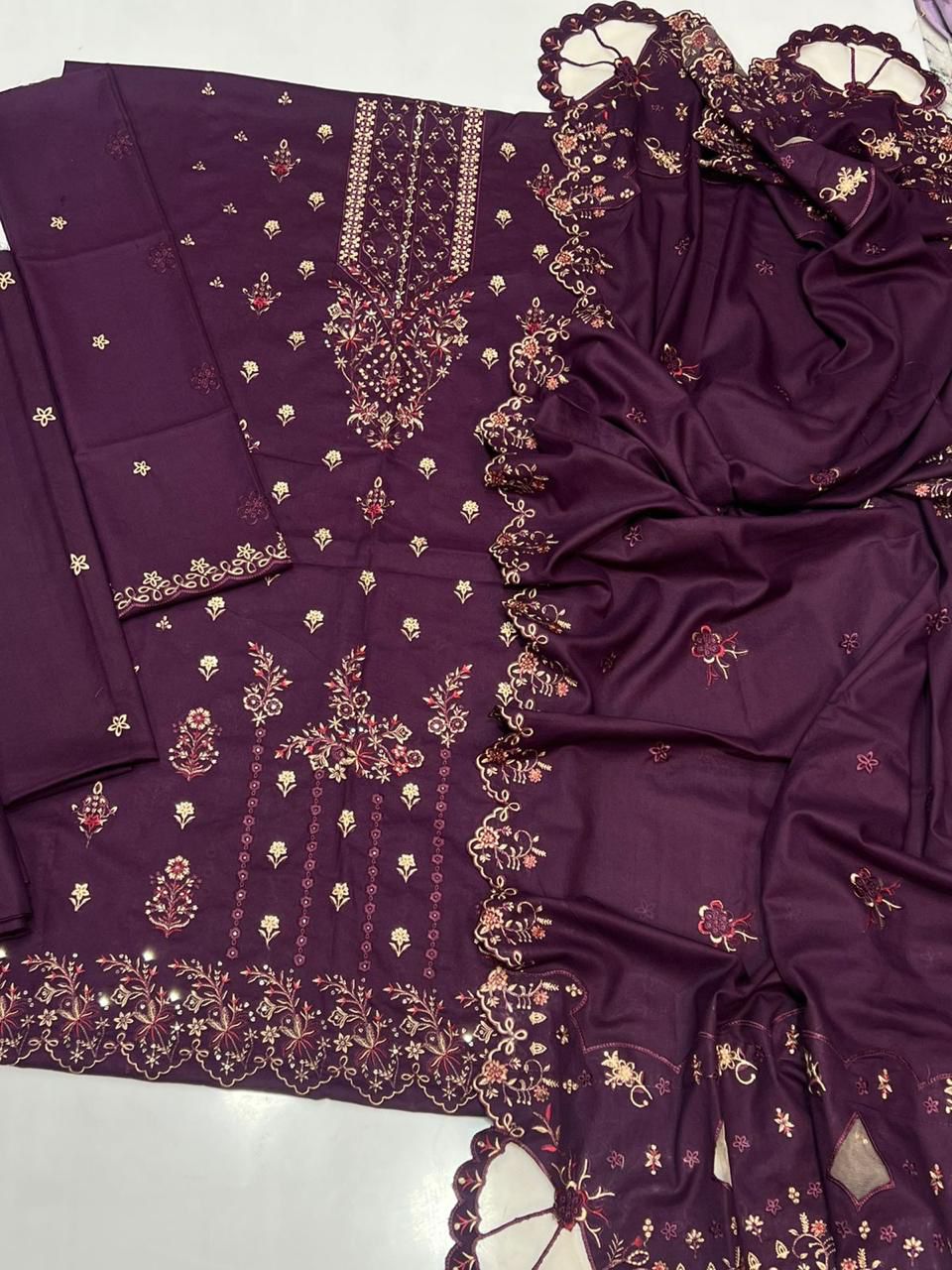 Bareeze Luxury Dhanak 3-Piece — Plum Embroidered Winter Suit